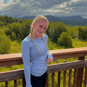 Meet your Posher, Claire